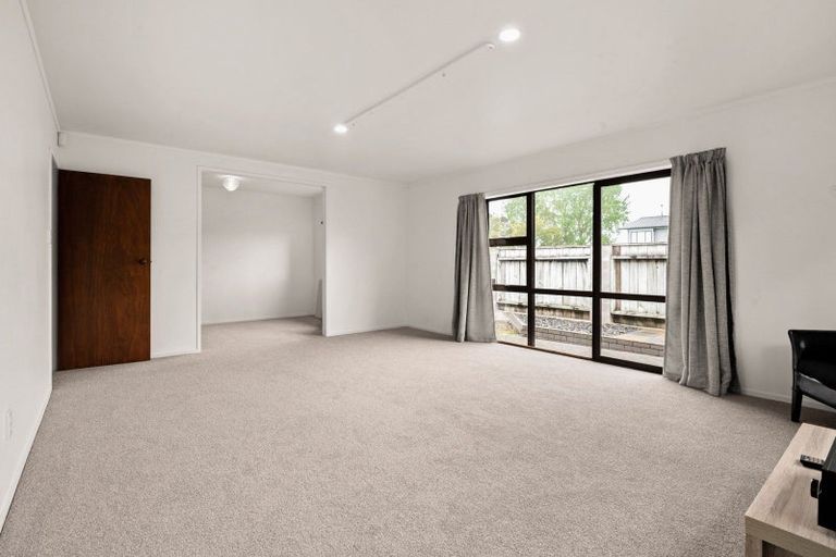 Photo of property in 126 Totara Drive, Pukete, Hamilton, 3200