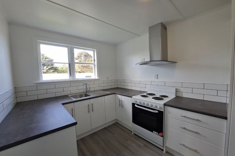 Photo of property in 12-14 Dixon Avenue, Hawera, 4610