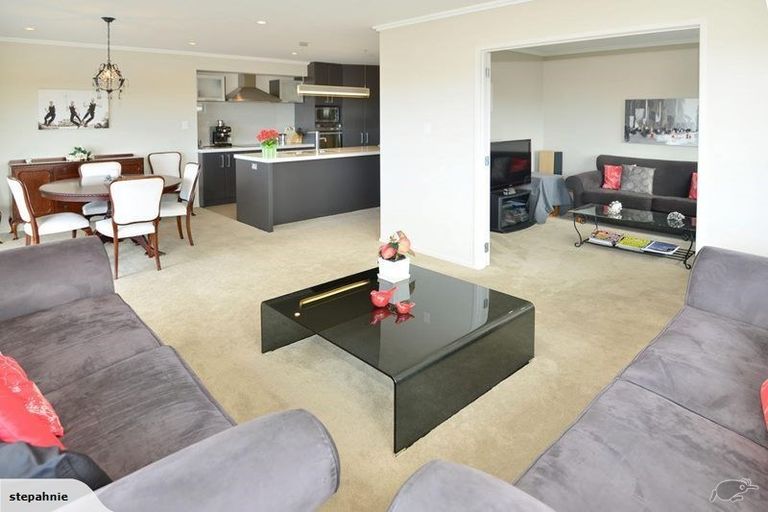 Photo of property in 127 West Hoe Heights, Orewa, 0931