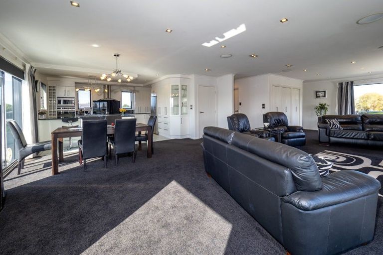 Photo of property in 2 Ludlow Drive, Huntingdon, Ashburton, 7774