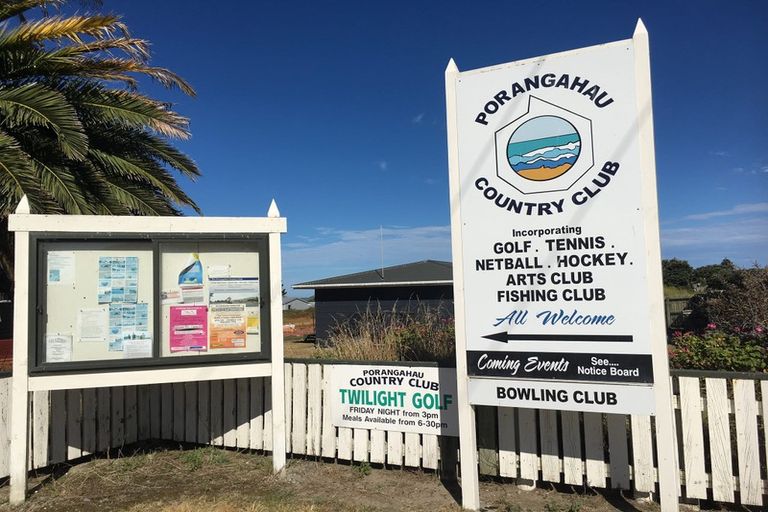 Photo of property in 13 Te Paerahi Road, Porangahau, 4293