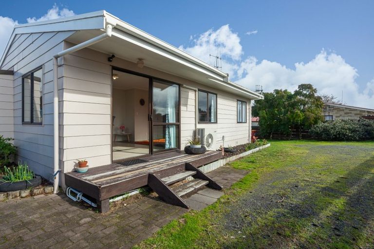 Photo of property in 4d Kimber Grove, Papamoa Beach, Papamoa, 3118