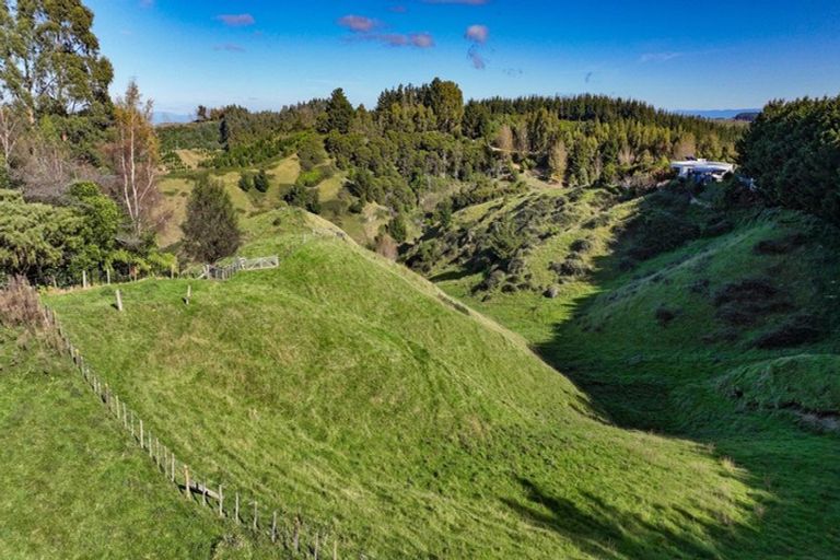 Photo of property in 18 Aropaoanui Road, Tangoio, Napier, 4181