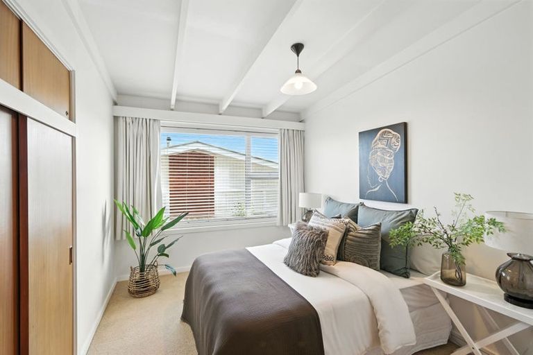 Photo of property in 7 Rosedale Place, Avonhead, Christchurch, 8042