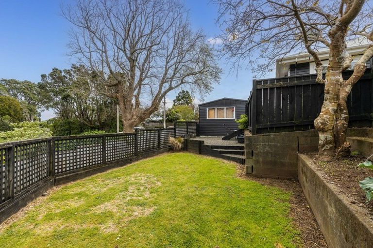 Photo of property in 3 Roto Street, Westown, New Plymouth, 4310