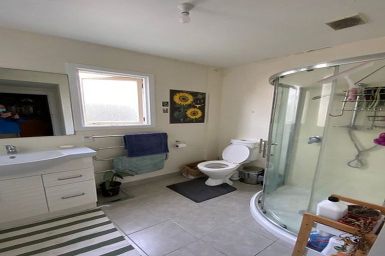 Photo of property in 4 Levy Street, Mount Victoria, Wellington, 6011