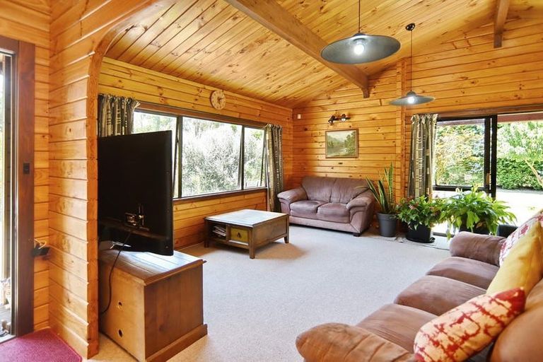 Photo of property in 1392 Oxford Road, Cust, Rangiora, 7471