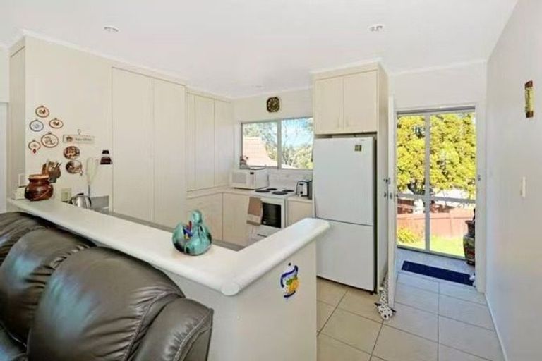 Photo of property in 1/14 Pamela Place, New Lynn, Auckland, 0600