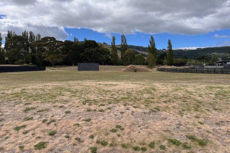 Photo of property in 8/500 Kinloch Road, Kinloch, Taupo, 3377