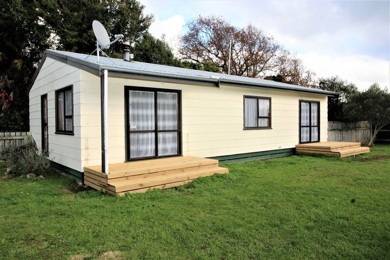 Photo of property in 129 Mclean Street, Woodville, 4920