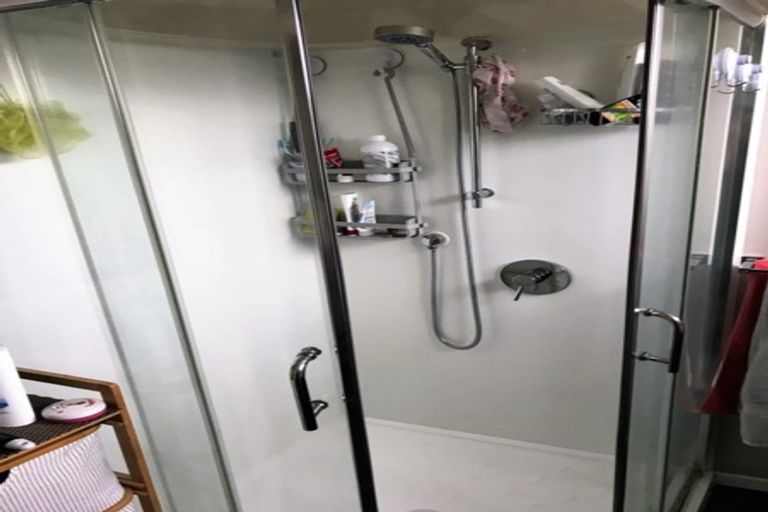 Photo of property in 65 Alfred Street, Fairfield, Hamilton, 3214