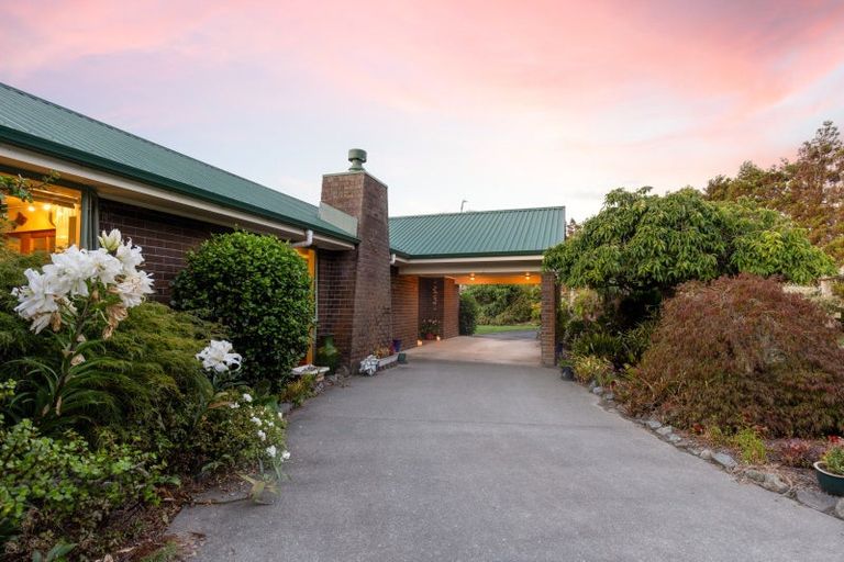 Photo of property in 172 Old Kaipara Road, Kaipara Flats, Warkworth, 0981