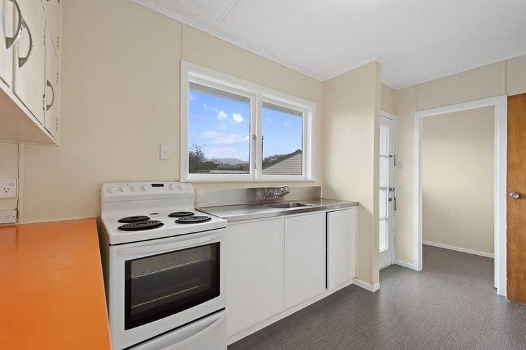 Photo of property in 11 Bonnie Glen Crescent, Ebdentown, Upper Hutt, 5018