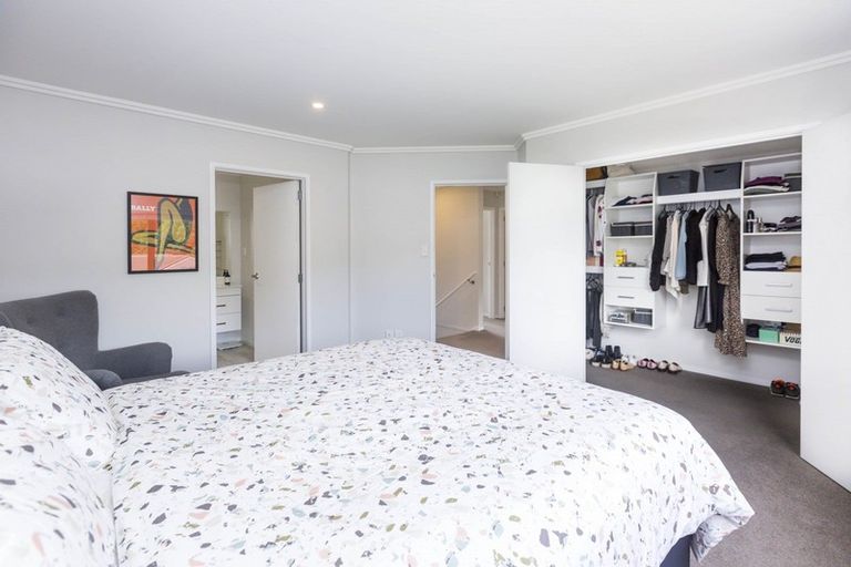 Photo of property in 11 Ashington Road, Silverstream, Upper Hutt, 5019