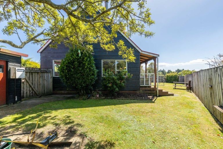 Photo of property in 38 Konini Street, Inglewood, 4330