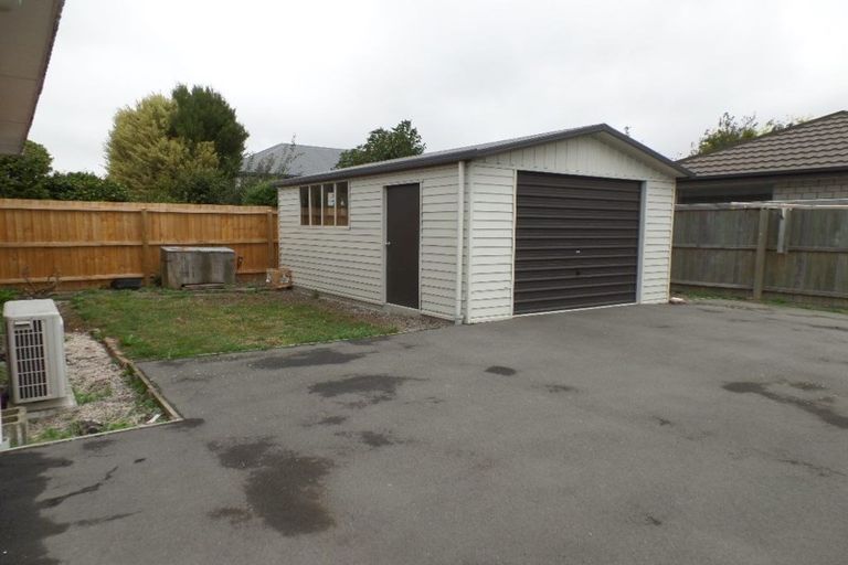 Photo of property in 39 Hounslow Street, Ilam, Christchurch, 8041