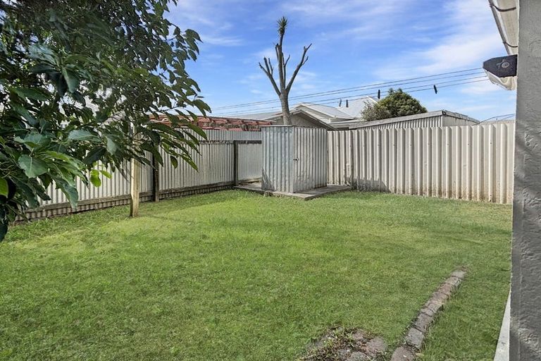 Photo of property in 205 Lascelles Street, Saint Leonards, Hastings, 4120