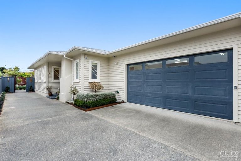 Photo of property in 39 Cudby Street, Woburn, Lower Hutt, 5011