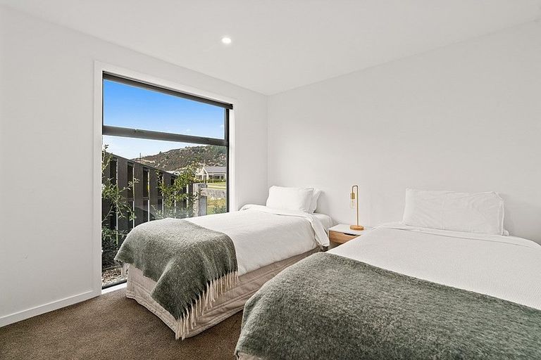 Photo of property in 10 Sawdon Street, Wanaka, 9305