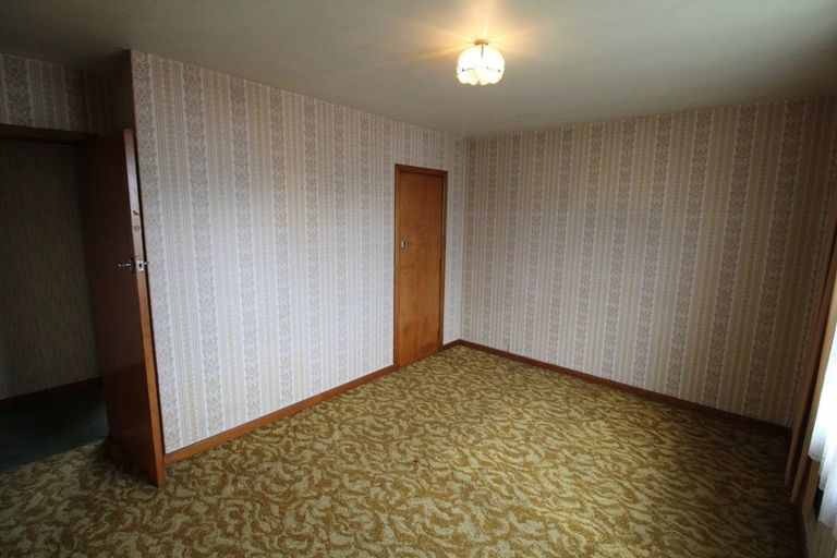 Photo of property in 17 Waverley Street, East Gore, Gore, 9710