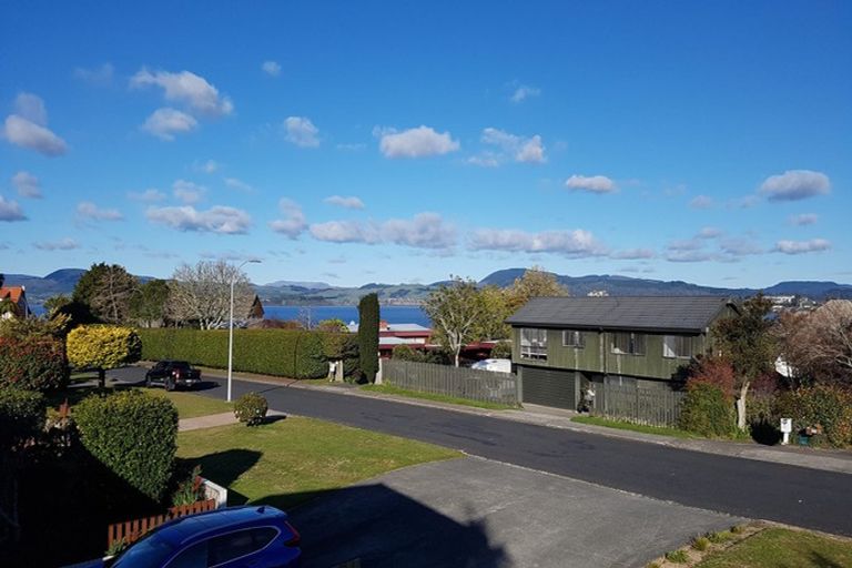 Photo of property in 134 Kawaha Point Road, Kawaha Point, Rotorua, 3010