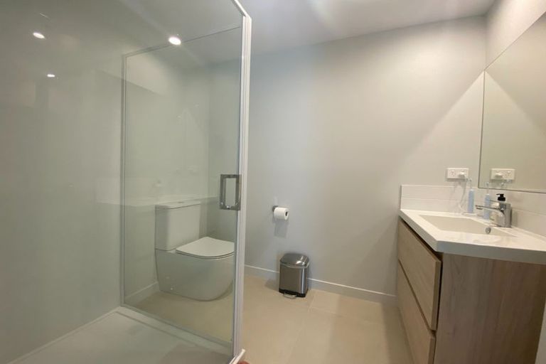 Photo of property in 6 Mcgibbon Lane, Jacks Point, 9371