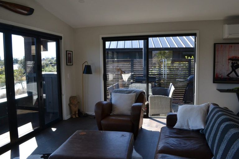 Photo of property in 19b Rannoch Drive, Jacks Point, Queenstown, 9371