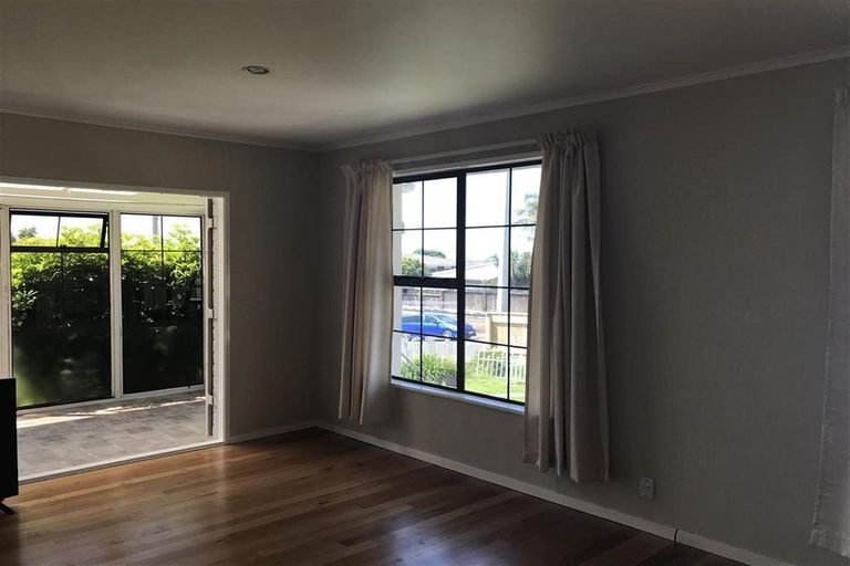 Photo of property in 4 Bellevue Road, Brookfield, Tauranga, 3110