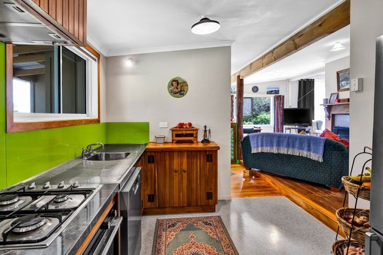 Photo of property in 1454 South Road, Kaitake, New Plymouth, 4374