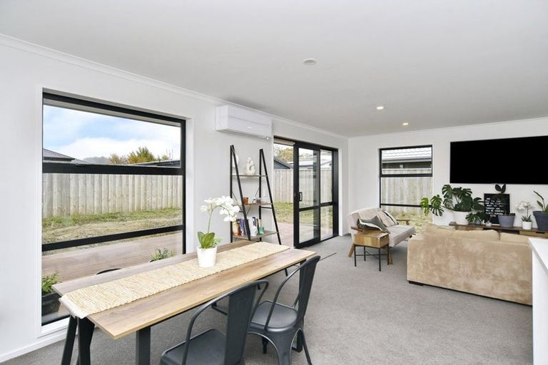 Photo of property in 30 Quinn Crescent, Woodend, 7610