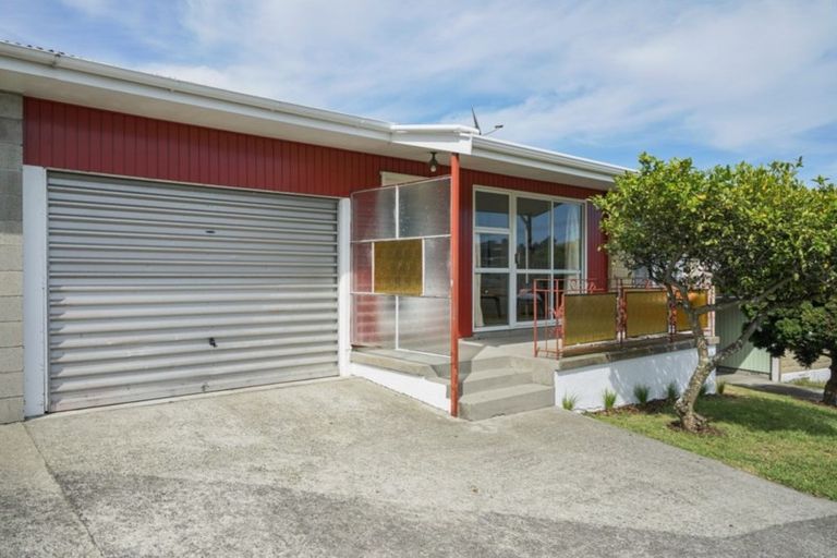 Photo of property in 2/169 Kawai Street South, Nelson South, Nelson, 7010