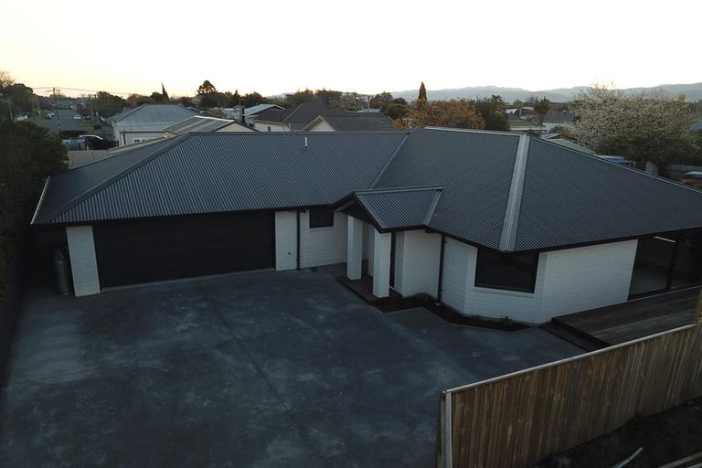 Photo of property in 84a Church Street, Mosgiel, 9024