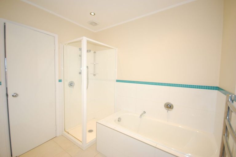 Photo of property in 19 Maxwelton Drive, Mairangi Bay, Auckland, 0630