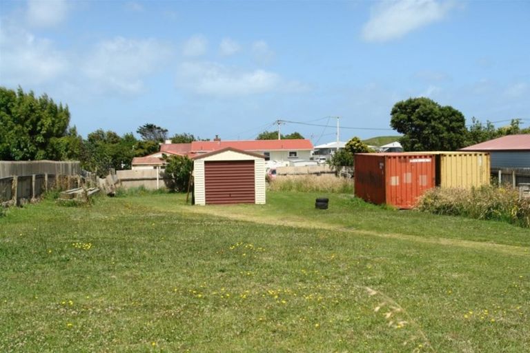 Photo of property in 169 Egmont Street, Patea, 4520
