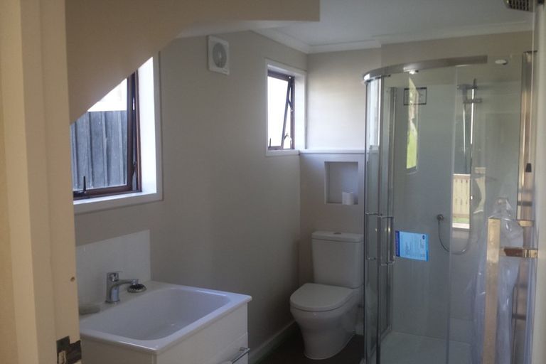 Photo of property in 1/12 Thornley Street, Titahi Bay, Porirua, 5022