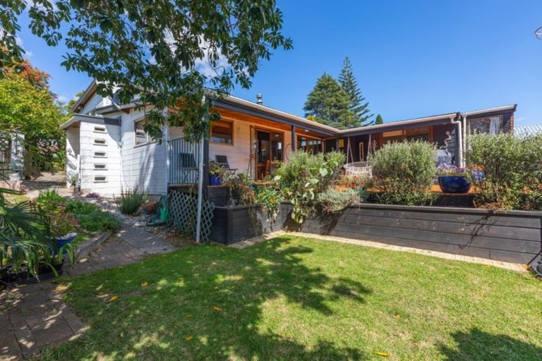Photo of property in 12 Seymour Place, Bellevue, Tauranga, 3110