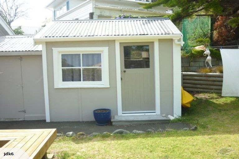 Photo of property in 76 Te Moana Road, Waikanae Beach, Waikanae, 5036