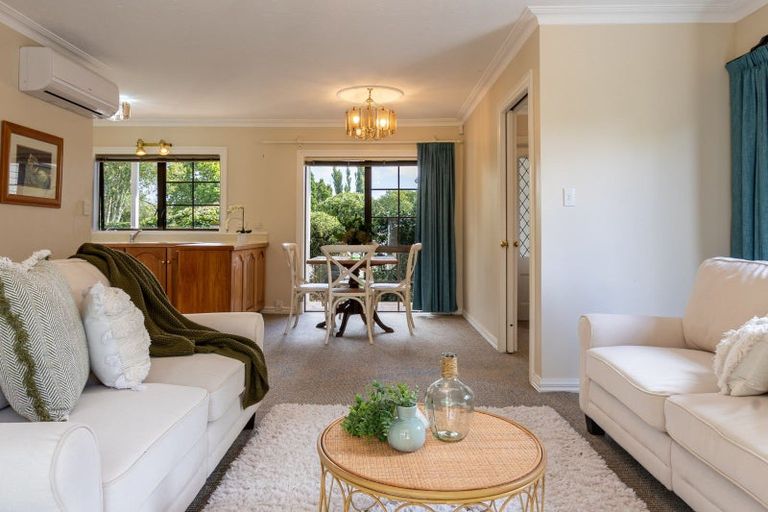 Photo of property in 114 Main Road South, Raumati Beach, Paraparaumu, 5032