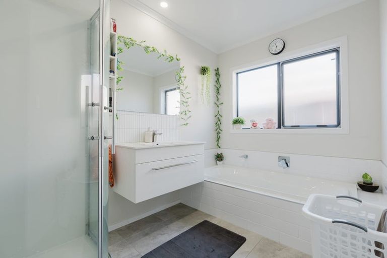 Photo of property in 36 Ridgedale Crescent, Flagstaff, Hamilton, 3210