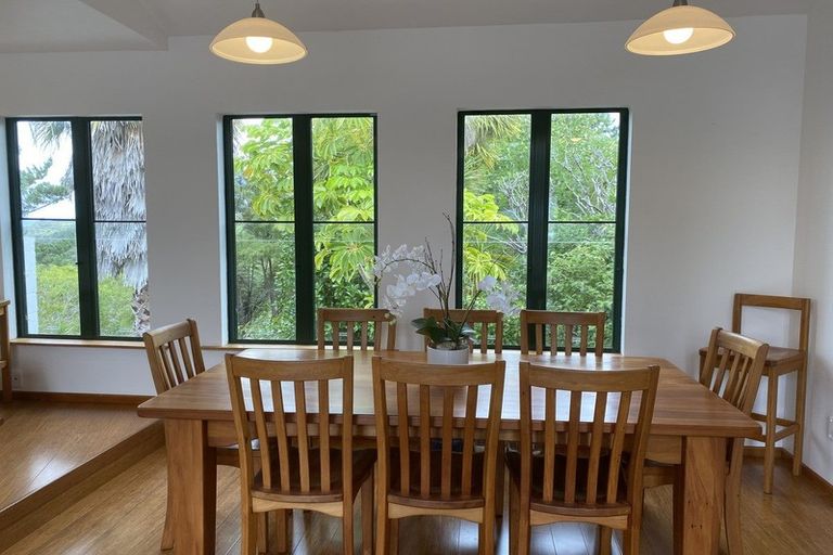 Photo of property in 1447 Old North Road, Helensville, 0875