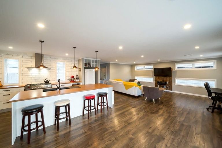 Photo of property in 4 Terli Way, Glen Avon, New Plymouth, 4312