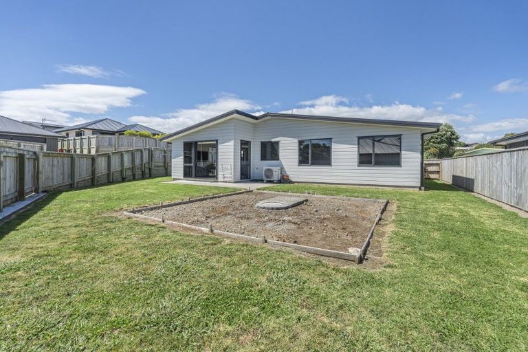 Photo of property in 12 Manakohi Street, Spotswood, New Plymouth, 4310