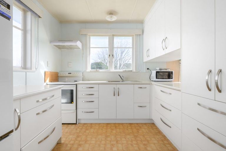 Photo of property in 96 Storey Avenue, Forest Lake, Hamilton, 3200