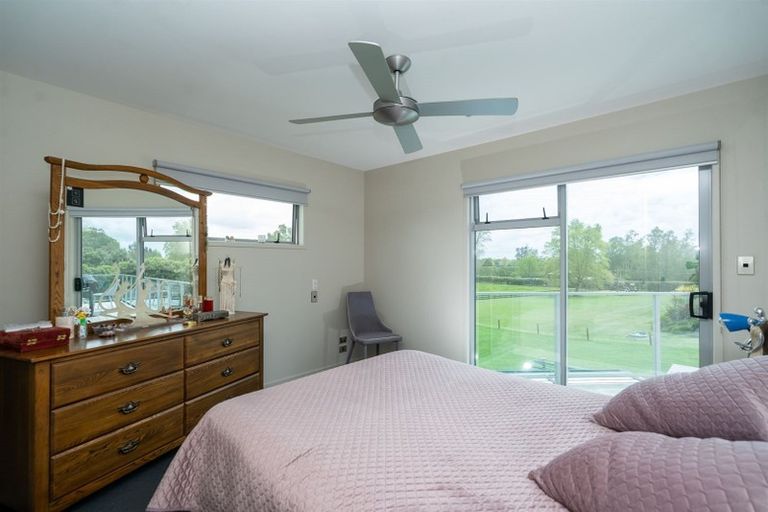 Photo of property in 42 Ryvington Lane, Tamahere, Hamilton, 3283