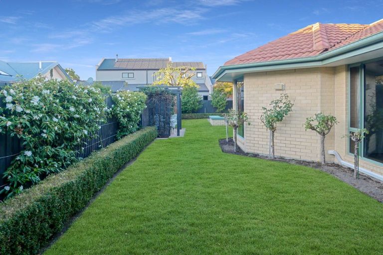 Photo of property in 38 Marble Wood Drive, Papanui, Christchurch, 8053