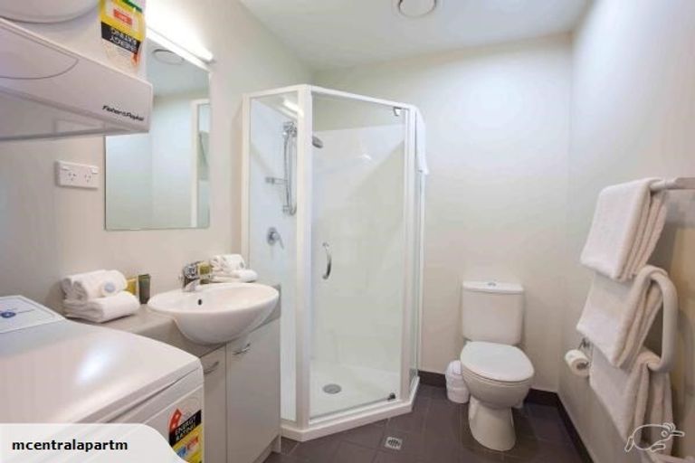 Photo of property in Proximity Apartments, 1507/17 Osterley Way, Manukau, Auckland, 2104