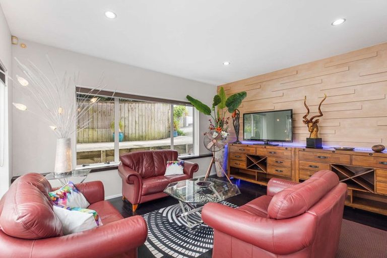 Photo of property in 126 Jeffs Road, Flat Bush, Auckland, 2016