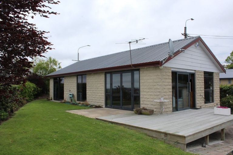 Photo of property in 15 South Road, Kensington, Dunedin, 9011