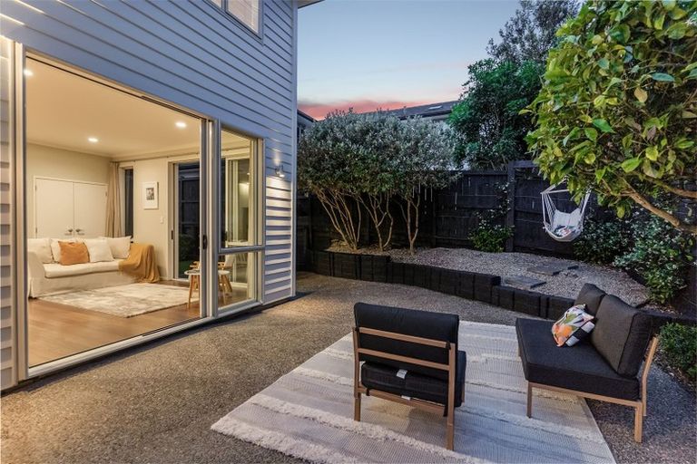 Photo of property in 202b Beach Road, Campbells Bay, Auckland, 0630