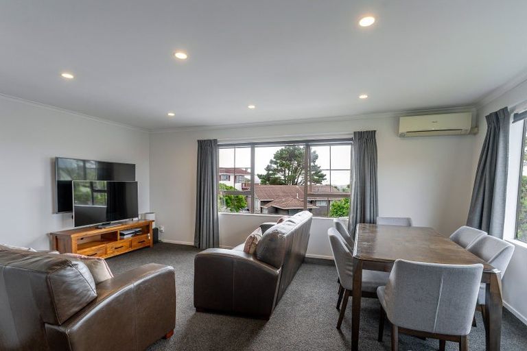 Photo of property in 17 Nalanda Crescent, Broadmeadows, Wellington, 6035